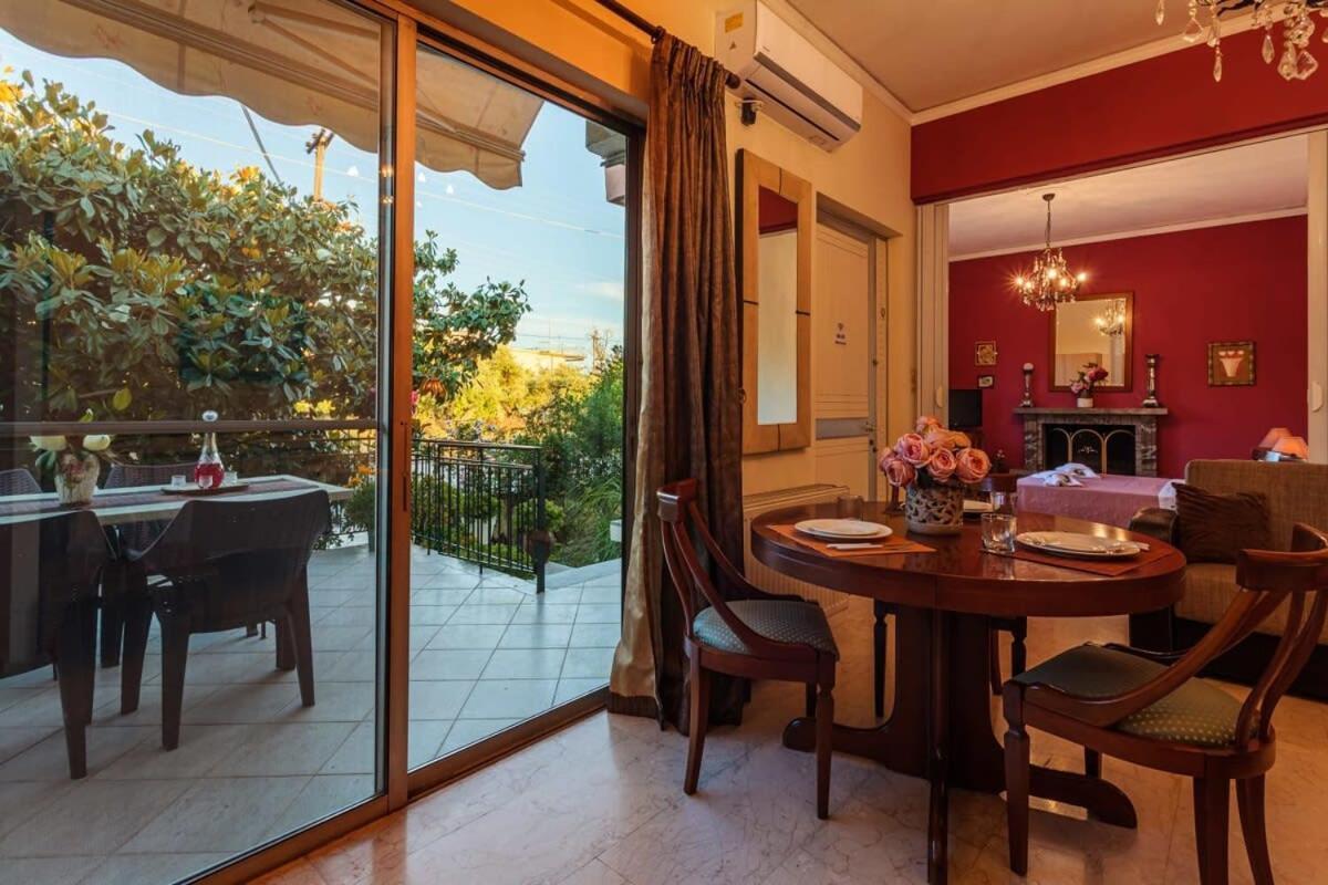 Stylish Seaside Home - Fully Equipped, Big Terrace Kalamata Bagian luar foto